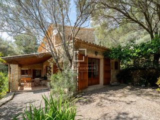 Location Mas à Mancor de la Vall. Encantadora finca rústica de alquiler temporal en mancor de la v