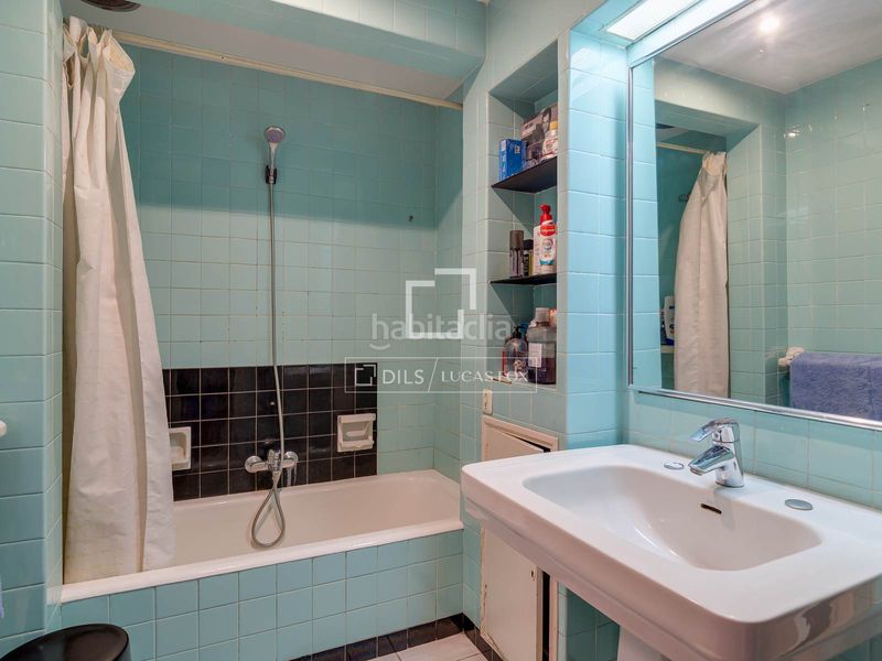 Foto f3119f93-3614-47e0-baf7-3bd1583a4a3f. Pis amb aparcament a Sant Gervasi - Galvany Barcelona