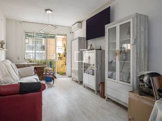 Piso en Barri de les Corts. Piso de 4 dormitorios en venta en les corts, barcelona
