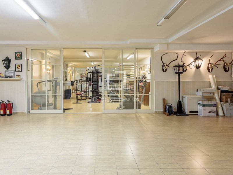 Foto 09142db5-8a02-43e8-8233-9889f540f962. Xalet amb calefacció aparcament a Conde Orgaz - Piovera Madrid