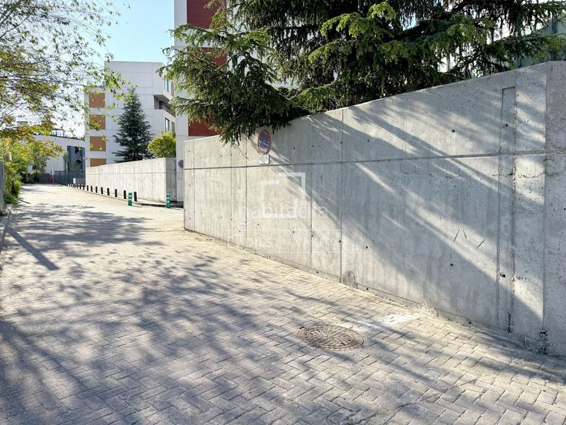 Foto 811f617c-0e7f-4623-96d2-917273199e5e. Pis amb calefacció a Las Tablas Madrid