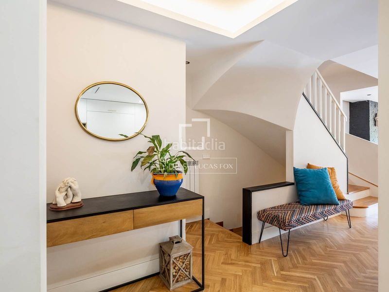 Foto e8e9790e-37a8-485e-962c-70ea524d302b. Chalet casa adosada de 6 dormitorios con jardín en venta , madrid en Majadahonda