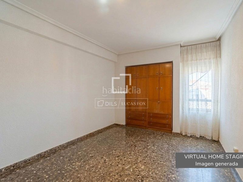 Foto f658a6c5-bc04-42e1-8453-78c7f899d429. Pis a Russafa Valencia