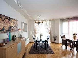 Affitto Appartamento in Palomas. Piso de 4 dormitorios, en finca con piscina, gimnasio, pista de
