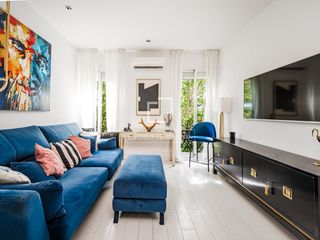 Appartamento in Trafalgar. Piso de 1 dormitorio en venta en embajadores, madrid