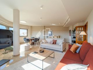 Alquiler Piso en Mestalla. Vivienda exclusiva en alquiler  con vistas abiertas al jardín de