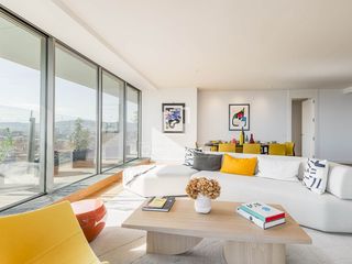 Pis a Besòs - Maresme. Residencia de obra nueva con tres dormitorios y terraza de 58m e