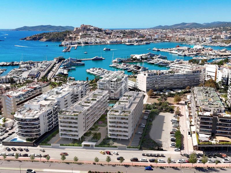 Foto d860a4a3-c8e7-46be-a591-1cd6e5438b5d. Pis amb aparcament piscina a Marina Botafoc-Talamanca Ibiza