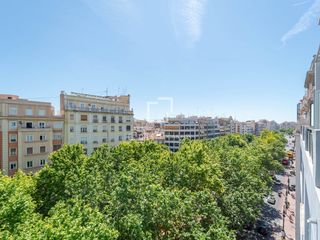 Pis a Arrancapins. Exclusiva vivienda reformada y muy luminosa con amplio balcón y