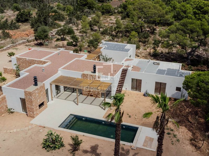 Foto 400af039-2ff8-46bc-8406-5a99a494fa47. Chalet paraíso modernista en Formentera