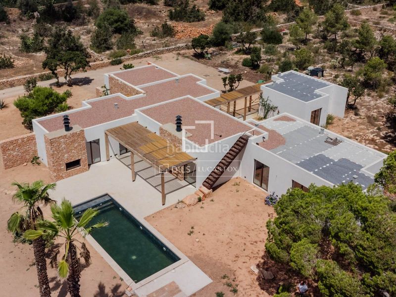 Foto d1de22e5-5aab-439d-95d9-c576dc8f615c. Chalet paraíso modernista en Formentera