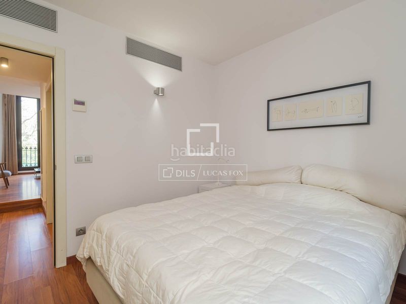 Foto a4dbfdcd-7344-48cb-af53-026454355b6f. Pis amb calefacció a St. Pere - Sta. Caterina - El Born Barcelona