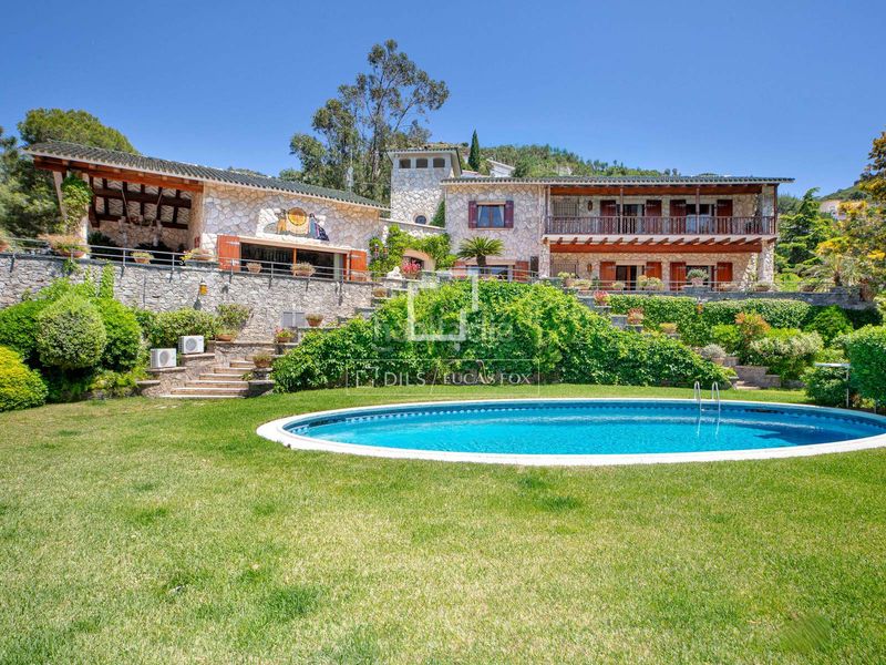 Foto baa69281-32f0-4da4-8007-80c8a3931d98. Xalet amb aparcament piscina a Puig Rom-Canyelles-Almadrava Roses
