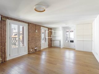 Alquiler Piso en Justicia-Chueca. Piso en excelentes condiciones de 2 dormitorios en alquiler en j