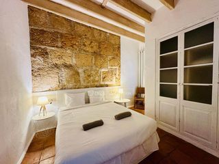 Lloguer Pis a Dalt Vila-La Marina. Apartamento de 1 dormitorio junto a vara de rey . alquiler tempo