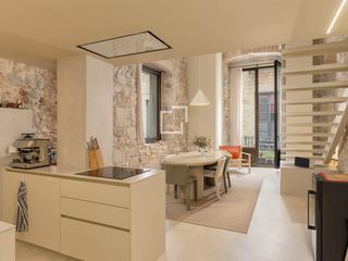 Flat in Centre-Barri Vell. Piso en excelentes condiciones de 3 dormitorios en venta en barr