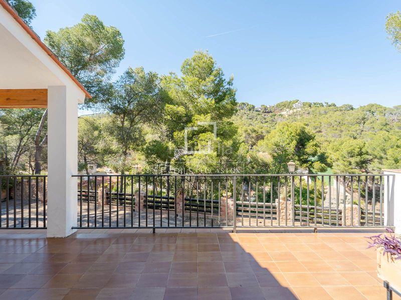 Foto 6678515d-3304-4c41-9f47-790d99d73c59. Chalet mit heizung parking pool in Monteamor-La Carrasca-El Peucal Náquera