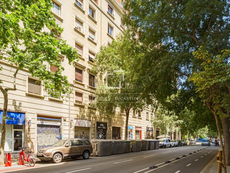 Foto 30d0dc72-be7a-4f5f-b177-886bd008ce8d. Pis amb calefacció a La Nova Esquerra de l´Eixample Barcelona