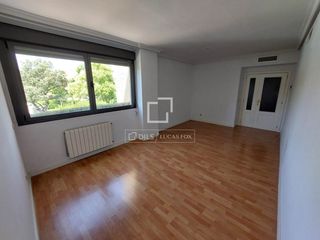 Lloguer Pis a Encinar de los Reyes. Exclusivo y luminoso piso de 2 dormitorios  en el encinar de los