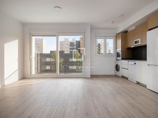 Location Appartement à Port Forum. Alquiler de larga duracion.piso de obra nueva para estrenar de 2