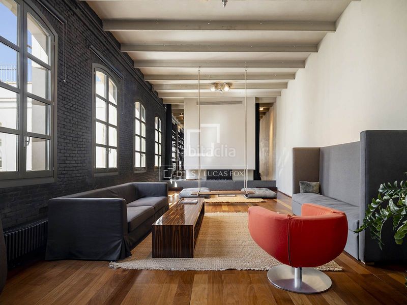Foto 7a88eb36-9ff4-4b72-952b-a155de99e1a1. Lloguer loft a La Vila Olímpica del Poblenou Barcelona