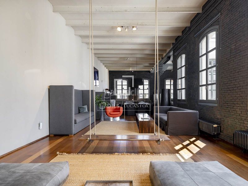 Foto c0d0753e-3eeb-46ed-9888-b2fc6f0f5811. Lloguer loft a La Vila Olímpica del Poblenou Barcelona