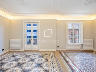 Flat in Dreta de l´Eixample. Piso en excelentes condiciones de 3 dormitorios en venta en eixa