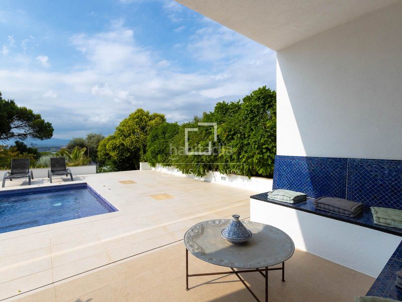Foto 23e41b63-99e1-4fa3-8357-a1a1eed58259. Chalet mit heizung parking pool in Vallromanes