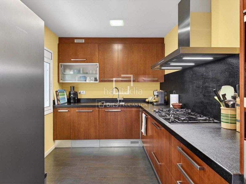 Foto a9e98645-1bed-40c9-8f19-e354150b091a. Chalet mit heizung parking pool in Vallromanes