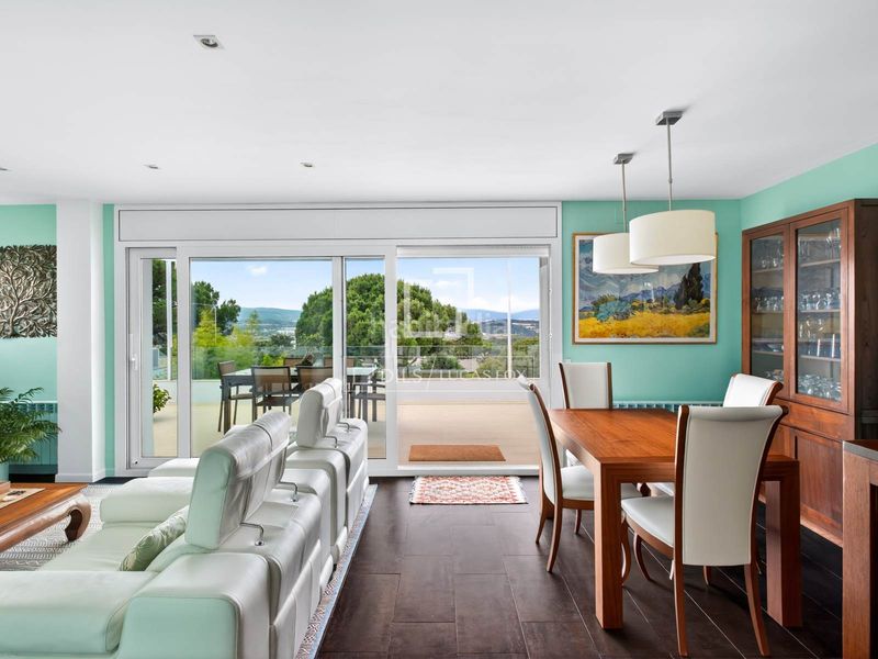 Foto e5cebb5a-82f2-421d-ae29-7eca68481289. Chalet mit heizung parking pool in Vallromanes