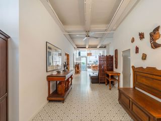 Chalet in En Corts - Doctor Waksman. Casa  villa de 5 dormitorios con 30m terraza en venta en en cort