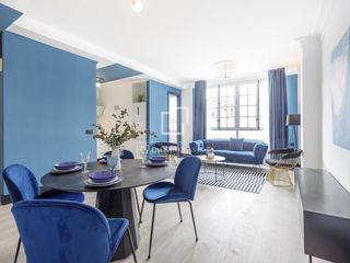 Rent Flat in Russafa. Piso recién reformado y completamente amueblado de 4 dormitorios