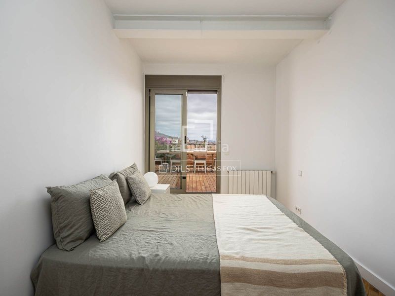 Foto dc58fb59-6948-45e3-8bd6-957467613f1d. Àtic amb aparcament a Sant Gervasi - Galvany Barcelona