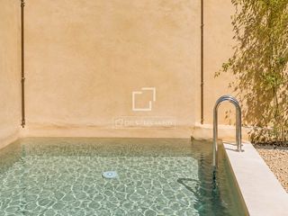 Chalet à Algaida. Exclusiva casa de pueblo en venta en el centro de algaida con pi