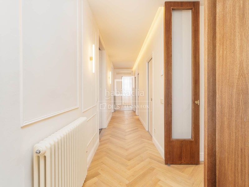 Foto 5b43a128-c466-4e46-ad03-9e7735be93f6. Pis amb calefacció a Dreta de l´Eixample Barcelona