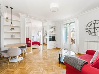 Appartement à Palacio. Piso de 1 dormitorio en venta en palacio, madrid
