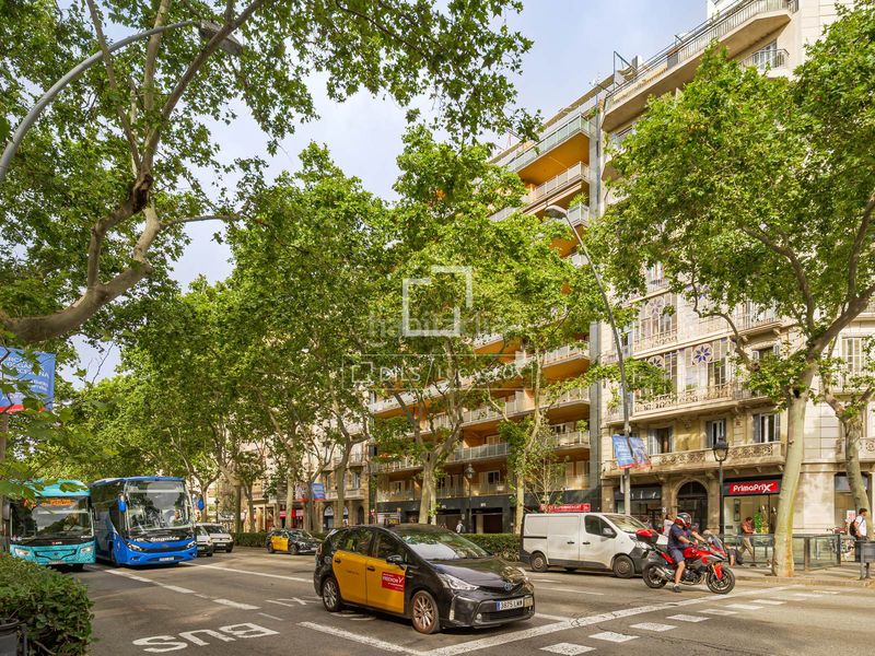 Foto 3a2a230e-1016-4f00-b337-196692a76540. Pis amb calefacció aparcament a La Nova Esquerra de l´Eixample Barcelona
