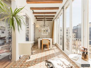 Flat in Dreta de l´Eixample. Elegante vivienda reformada en finca regia a pasos de passeig de