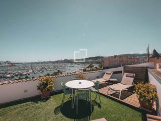 Xalet a Es Jonquet. Casa con licencia etv permanente en santa catalina y terraza pan