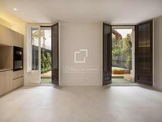 Pis a Gòtic. Piso excelentes de 3 dormitorios con 62m terraza en venta en gót