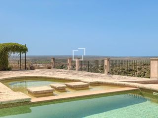 Masia a Sa Casa Blanca
