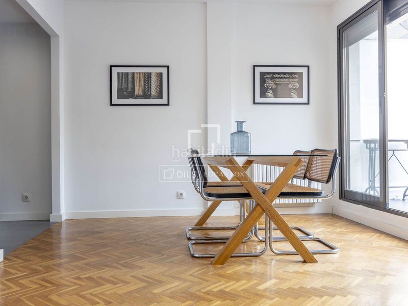 Foto aa120cf7-cc2b-458c-a6da-cf68cc080747. Rent penthouse with heating parking in Exposició Valencia