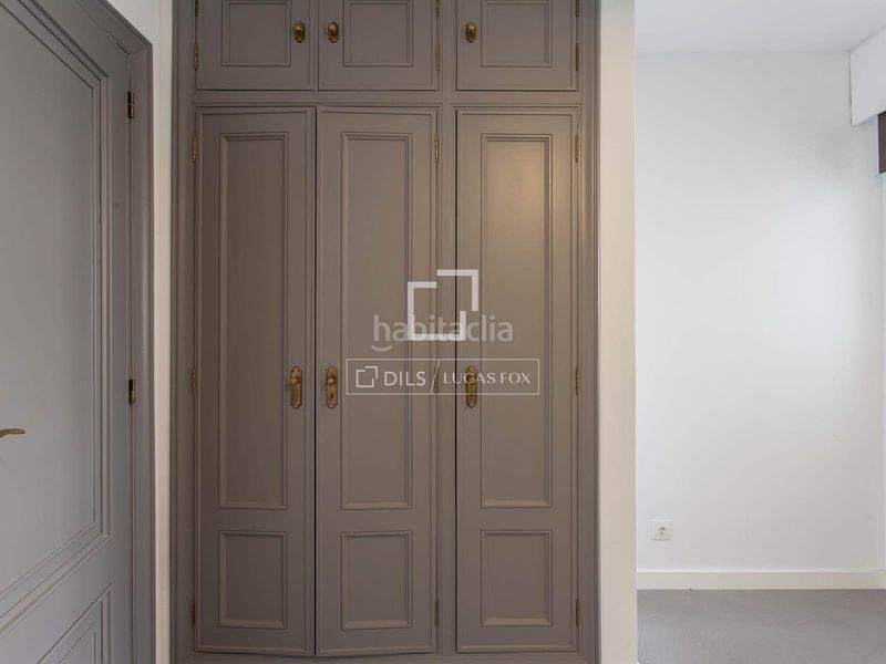 Foto ad9f676e-a033-426d-97d3-6271ee161ae2. Rent penthouse with heating parking in Exposició Valencia