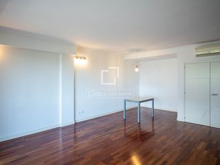 Lloguer Pis a Monte el Pilar. Piso de 4 dormitorios en alquiler en majadahonda, madrid