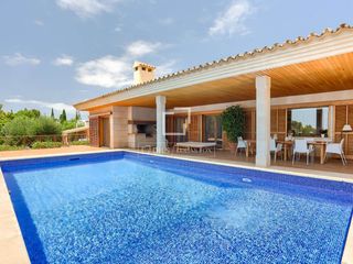 Xalet a Sa Cabaneta. Casa  villa de 4 dormitorios en venta en marratxí, islas baleare