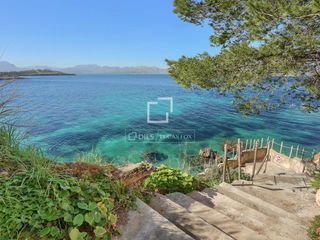 Xalet a Bacarés-Manresa-Bonaire. Casa  villa de 9 dormitorios en venta en alcudia, islas baleares