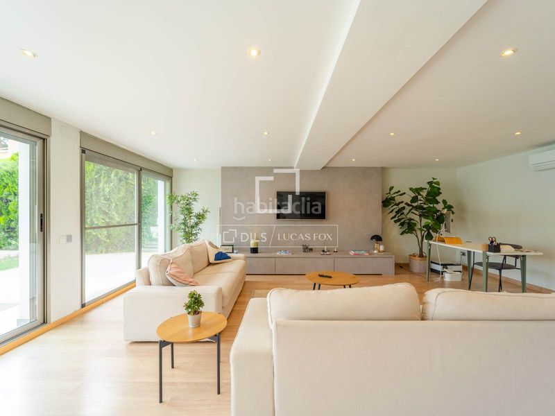 Foto afc980a8-236b-4cb1-90a7-64c376128621. Chalet casa en excelentes condiciones de 3 dormitorios en venta en la eliana, valencia en Eliana (l´)