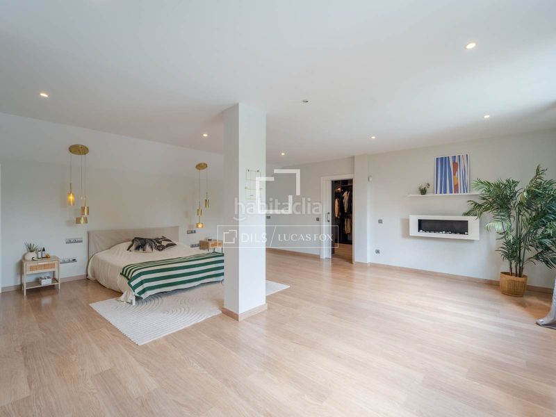 Foto b3bb2967-28ab-4716-aa5f-cfe6bf8b8373. Chalet casa en excelentes condiciones de 3 dormitorios en venta en la eliana, valencia en Eliana (l´)