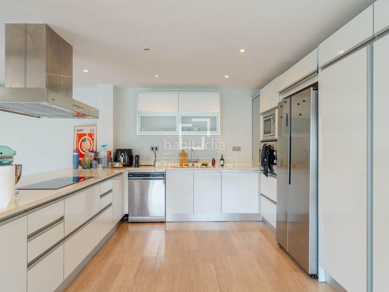 Foto cdcf6984-19d7-4379-9296-85590db76972. Chalet casa en excelentes condiciones de 3 dormitorios en venta en la eliana, valencia en Eliana (l´)