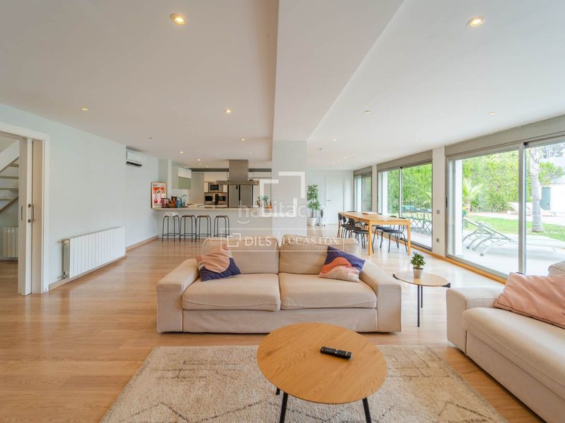 Foto de33cbd9-2121-492f-a3ba-ba20a12a999e. Chalet casa en excelentes condiciones de 3 dormitorios en venta en la eliana, valencia en Eliana (l´)
